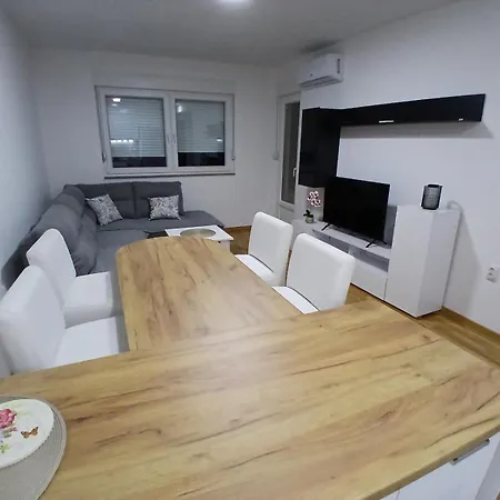 Kej Lux Apartment Bosanska Gradiska