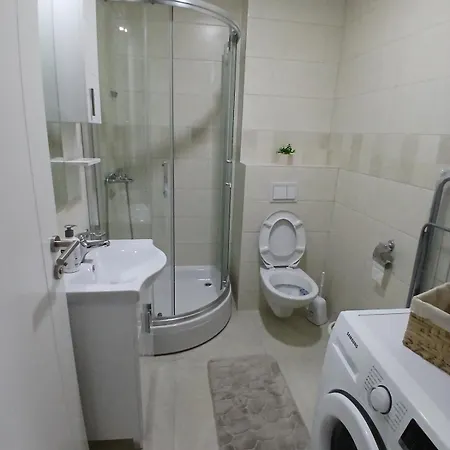 Kej Lux בוסנסקה גרדישקה