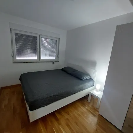 Kej Lux * בוסנסקה גרדישקה